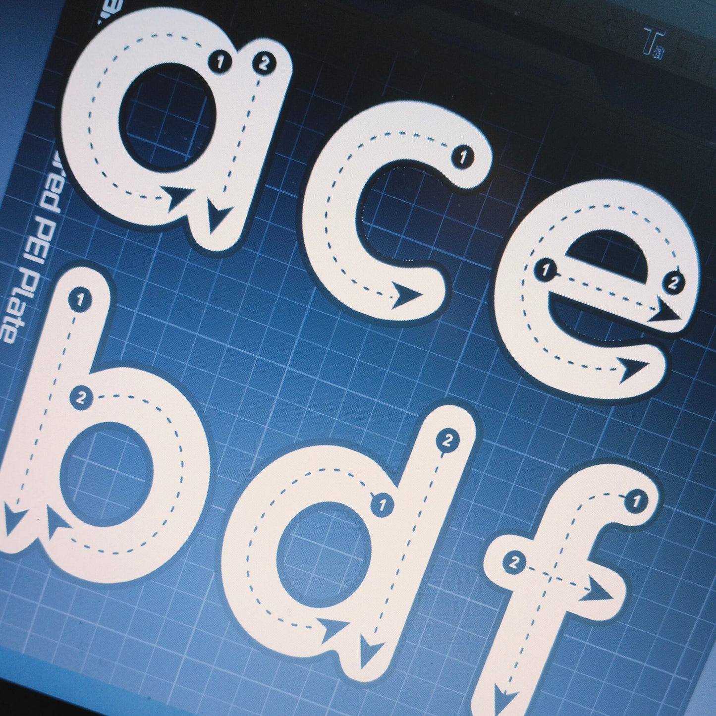 *NIEUW: TRACEERBARE LETTERS*